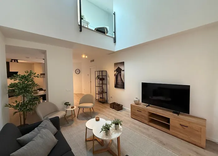H2M Postigo Duplex Terrace 2 Bathrooms, Smart Tv, Oven