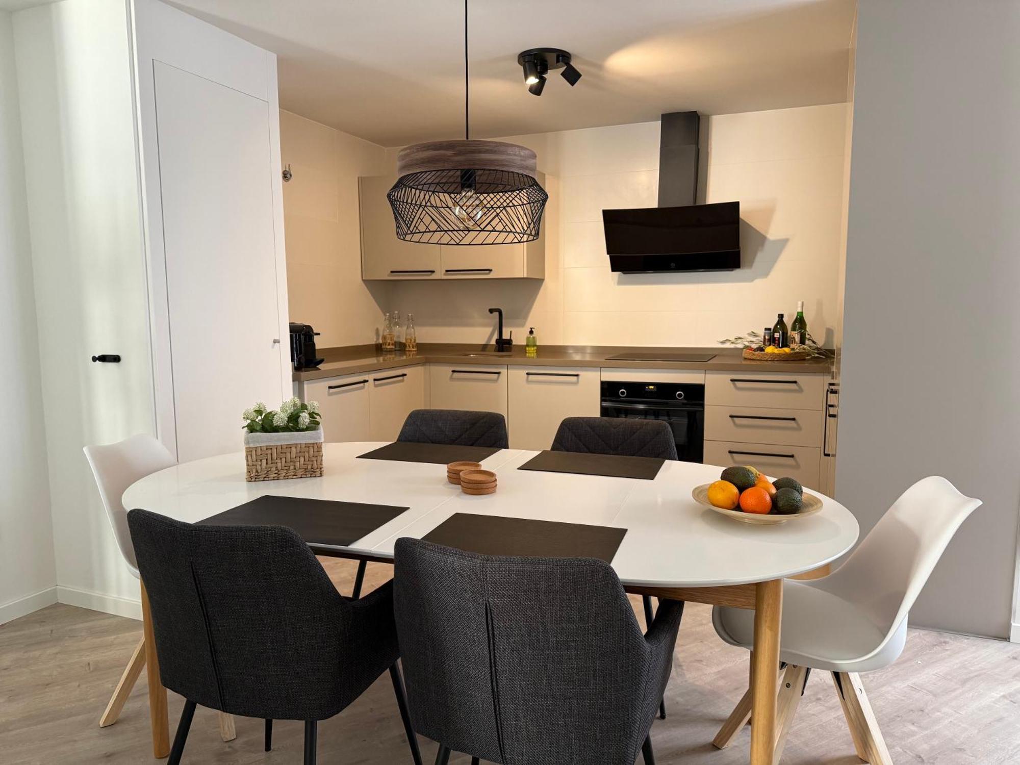H2m Postigo Duplex Terrace 2 Bathrooms, Smart Tv, Oven