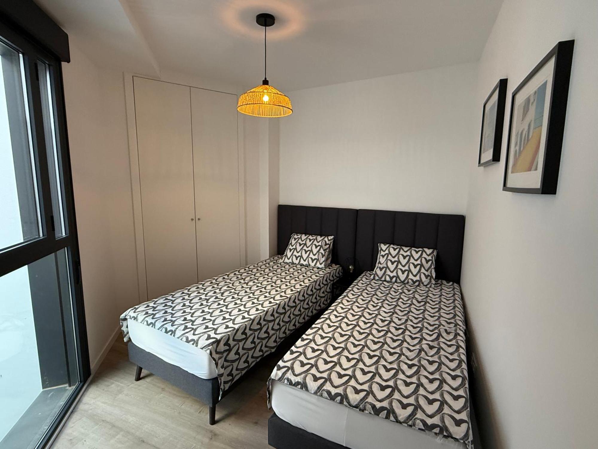 Apartamento H2m Postigo Duplex Terrace 2 Bathrooms, Smart Tv, Oven *