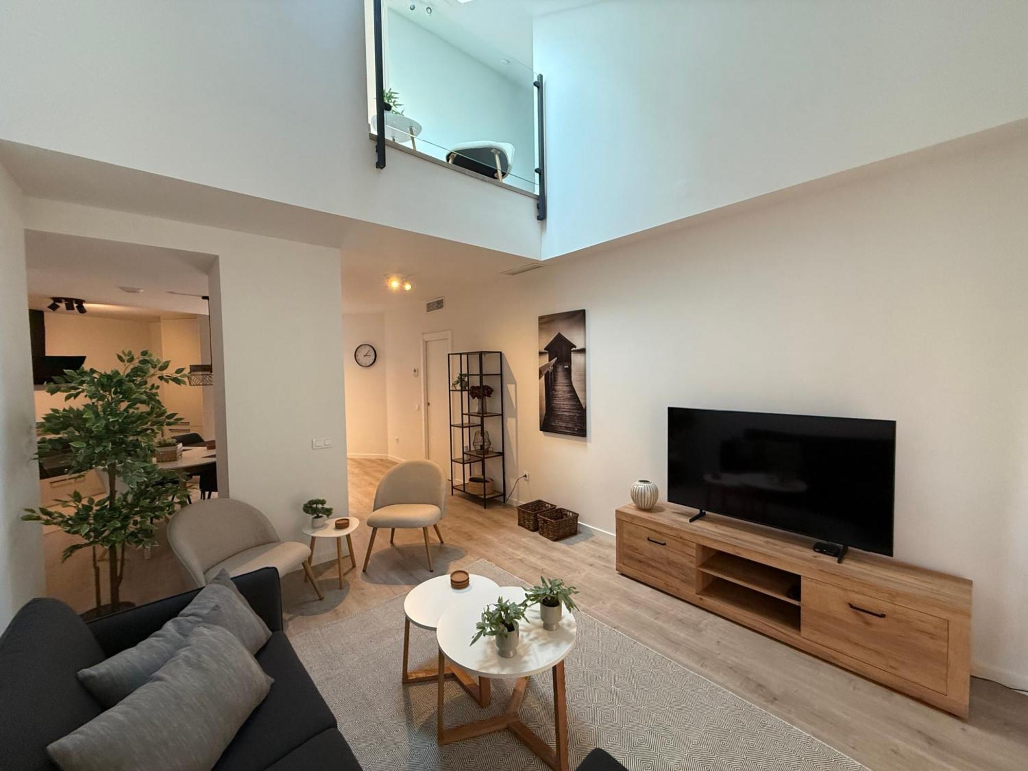 H2m Postigo Duplex Terrace 2 Bathrooms, Smart Tv, Oven Apartamento Málaga